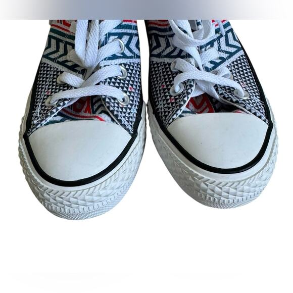Converse Allstar Chuck Taylor festival bag geo print sneaker women’s 6 NWOB - Picture 4 of 9